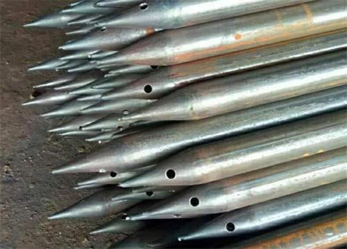 王下乡隧道钢花管现货